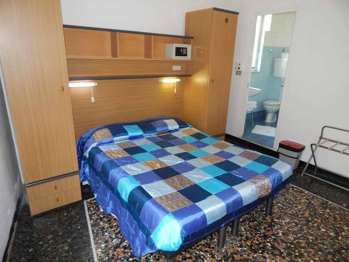 Hotel Gino Noli 3*,  Italy
